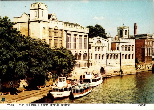 Continental postcard guildhall - continental,